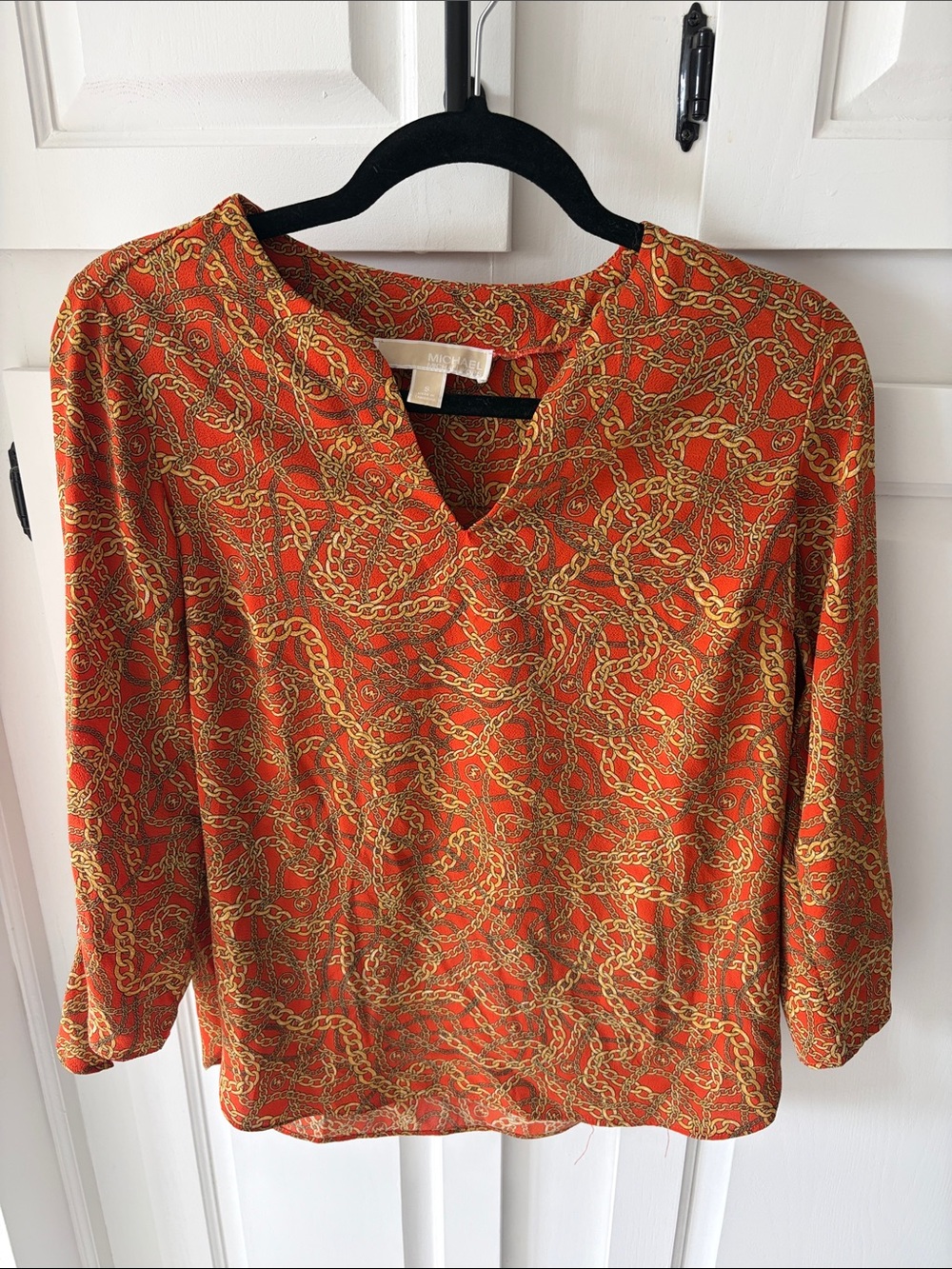 MICHAEL Michael Kors Orange Chain-Print Long Sleeve V-Neck Top